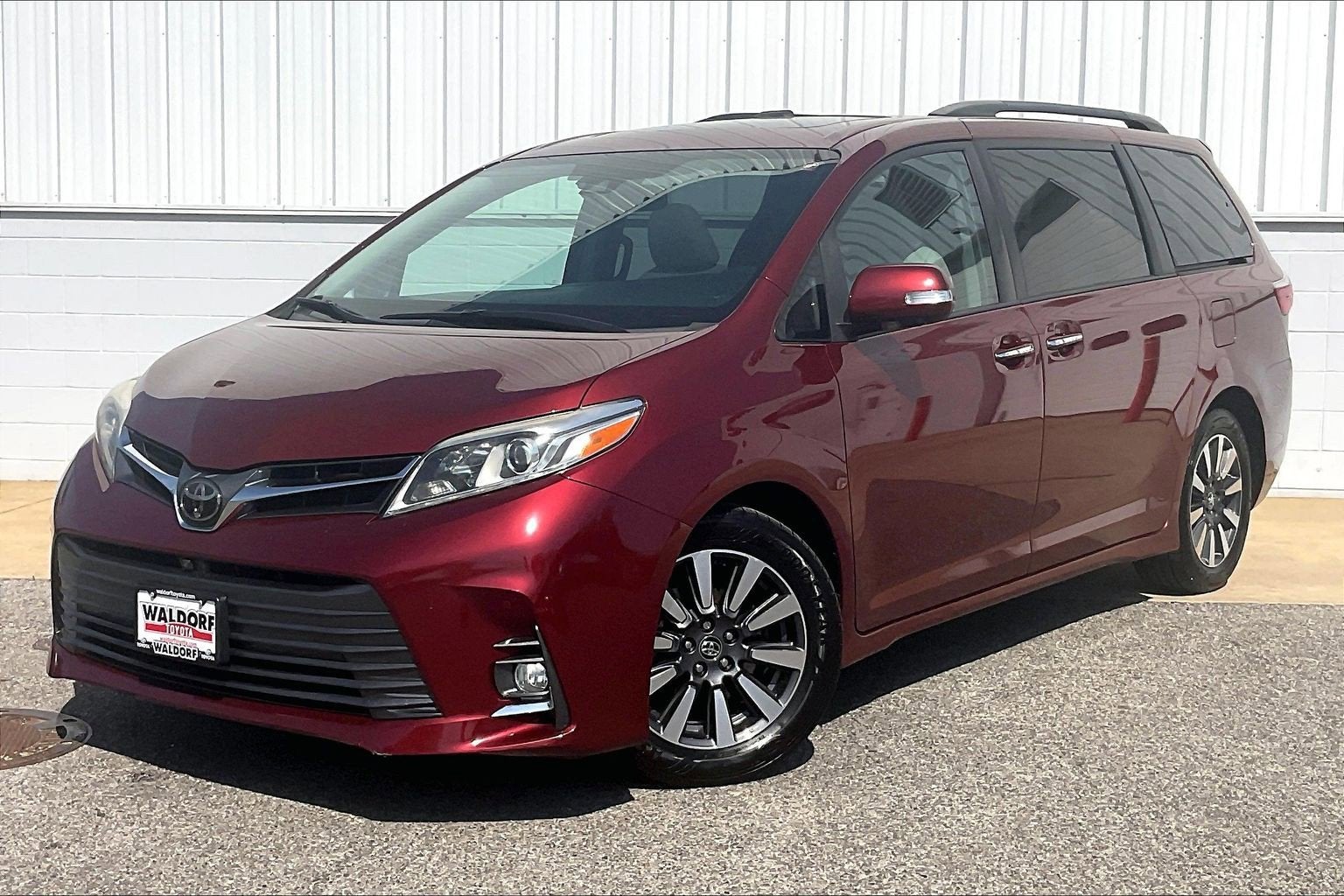 2019 Toyota Sienna Limited Premium