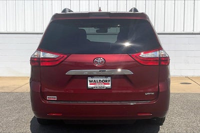 2019 Toyota Sienna Limited Premium