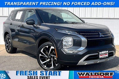 2024 Mitsubishi Outlander SE