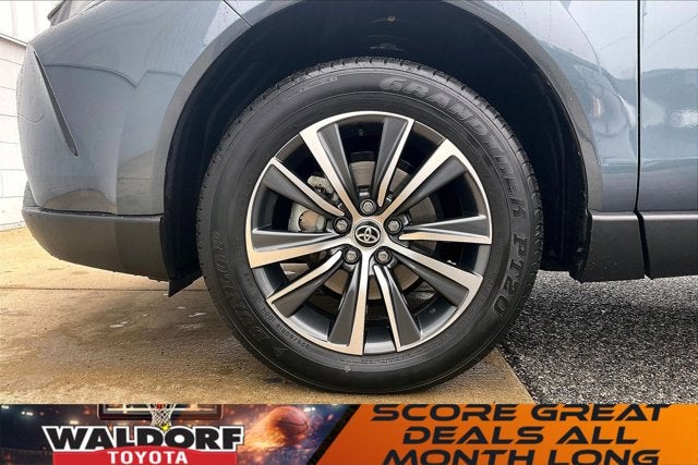 2023 Toyota Venza LE