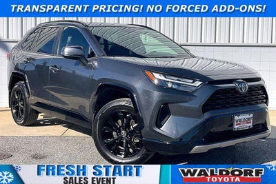 2022 Toyota RAV4 Hybrid SE