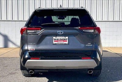 2022 Toyota RAV4 Hybrid SE