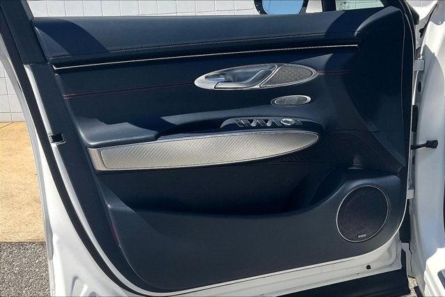 2023 Genesis GV70 2.5T