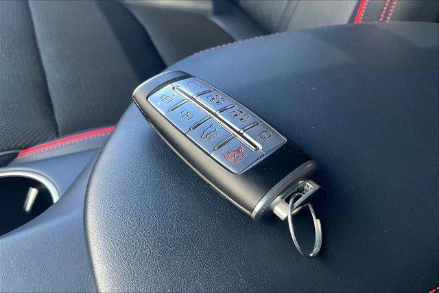 2023 Genesis GV70 2.5T