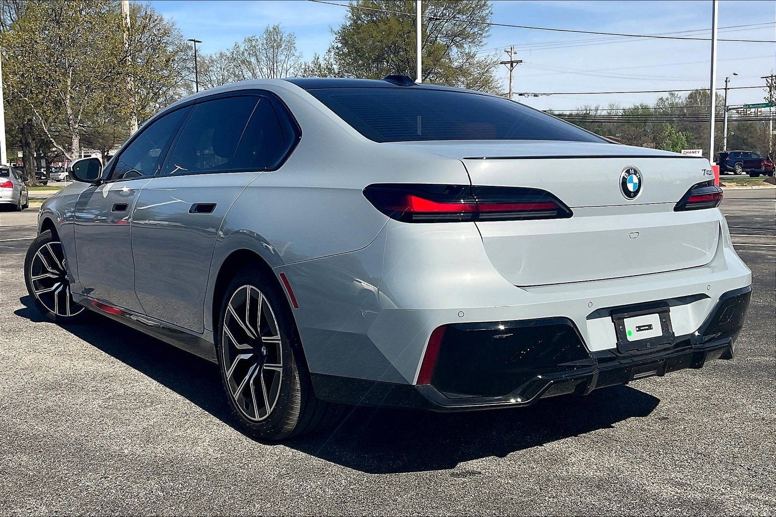 2024 BMW 7 Series 740i