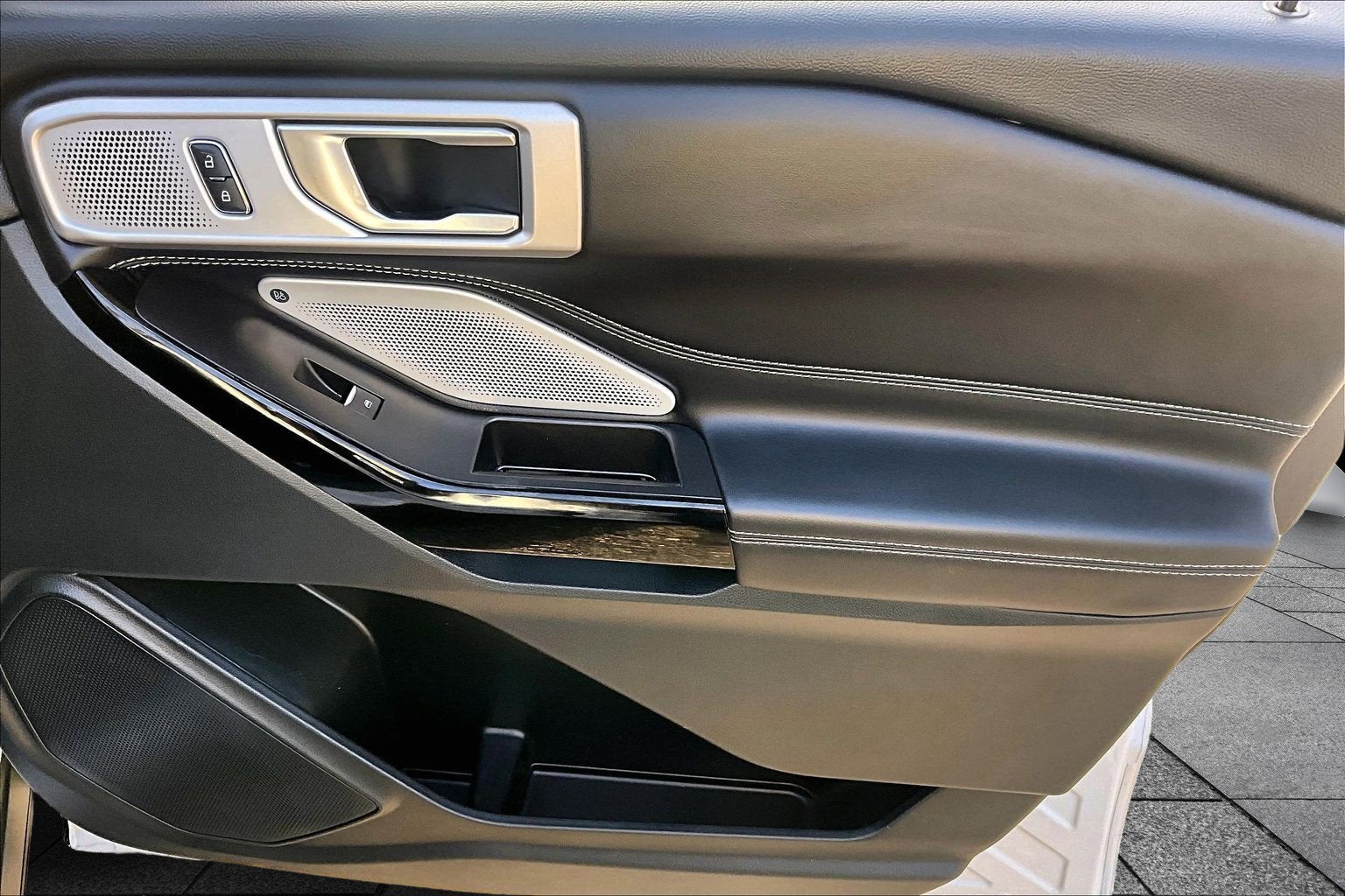 2022 Ford Explorer ST PERFORMANCE PKG