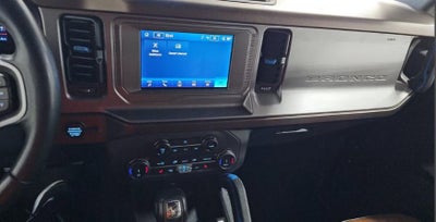 2022 Ford Bronco Outer Banks SASQUATCH