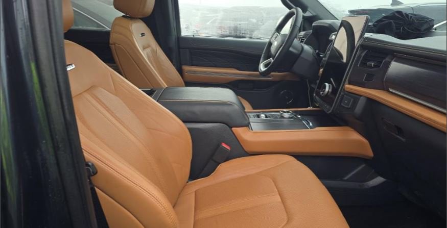 2022 Ford Expedition Max Platinum FACTORY ENTERTAINMENT SYSTEM