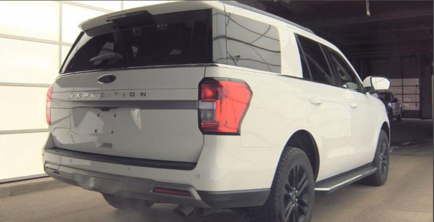 2023 Ford Expedition XLT LUXURY PANO ROOF
