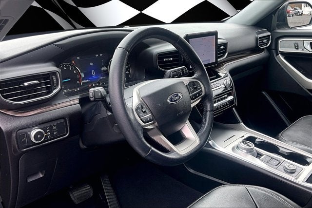 2022 Ford Explorer Limited PANO ROOF