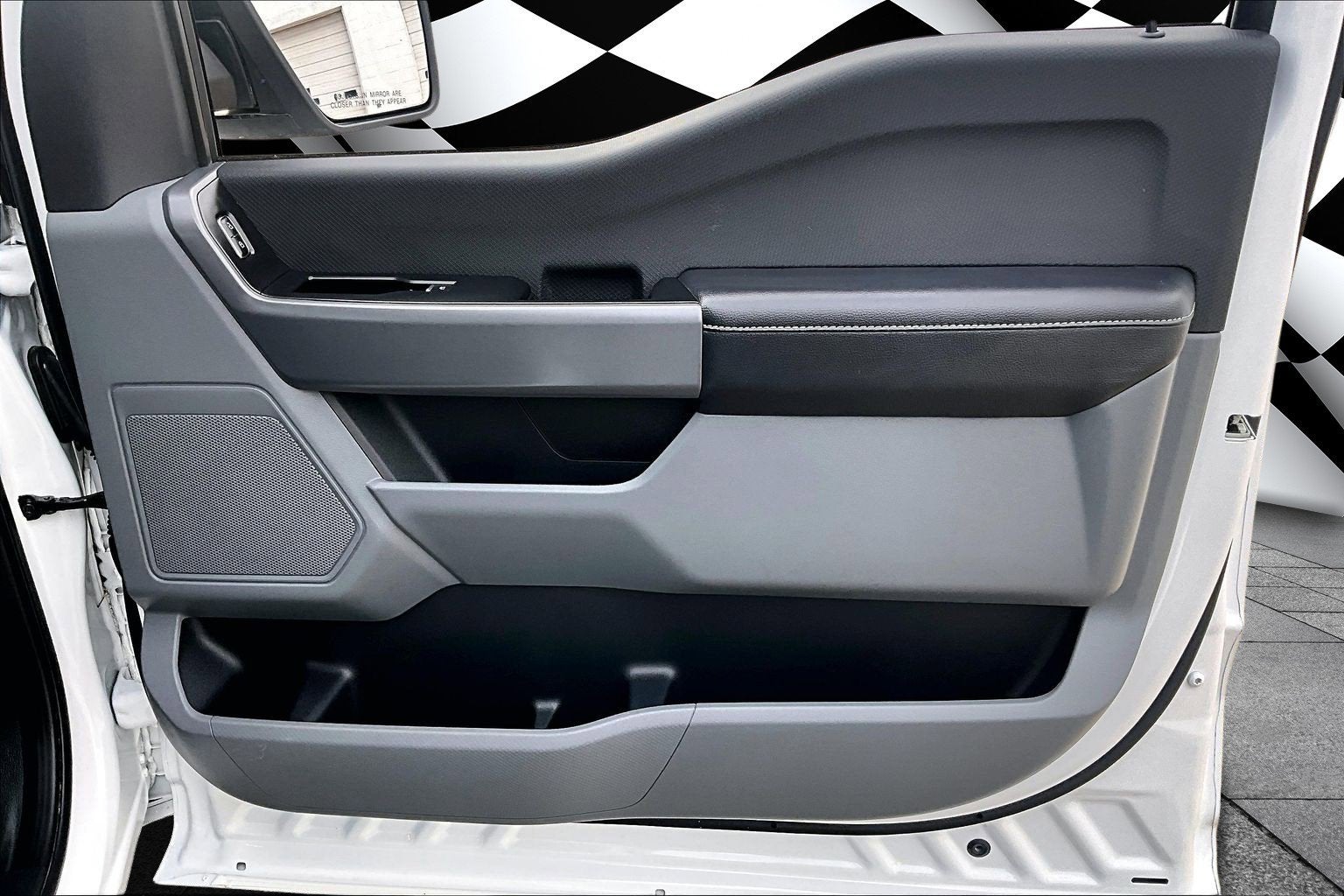 2025 Ford F-150 Lightning Pro EXTENDED RANGE 4WD