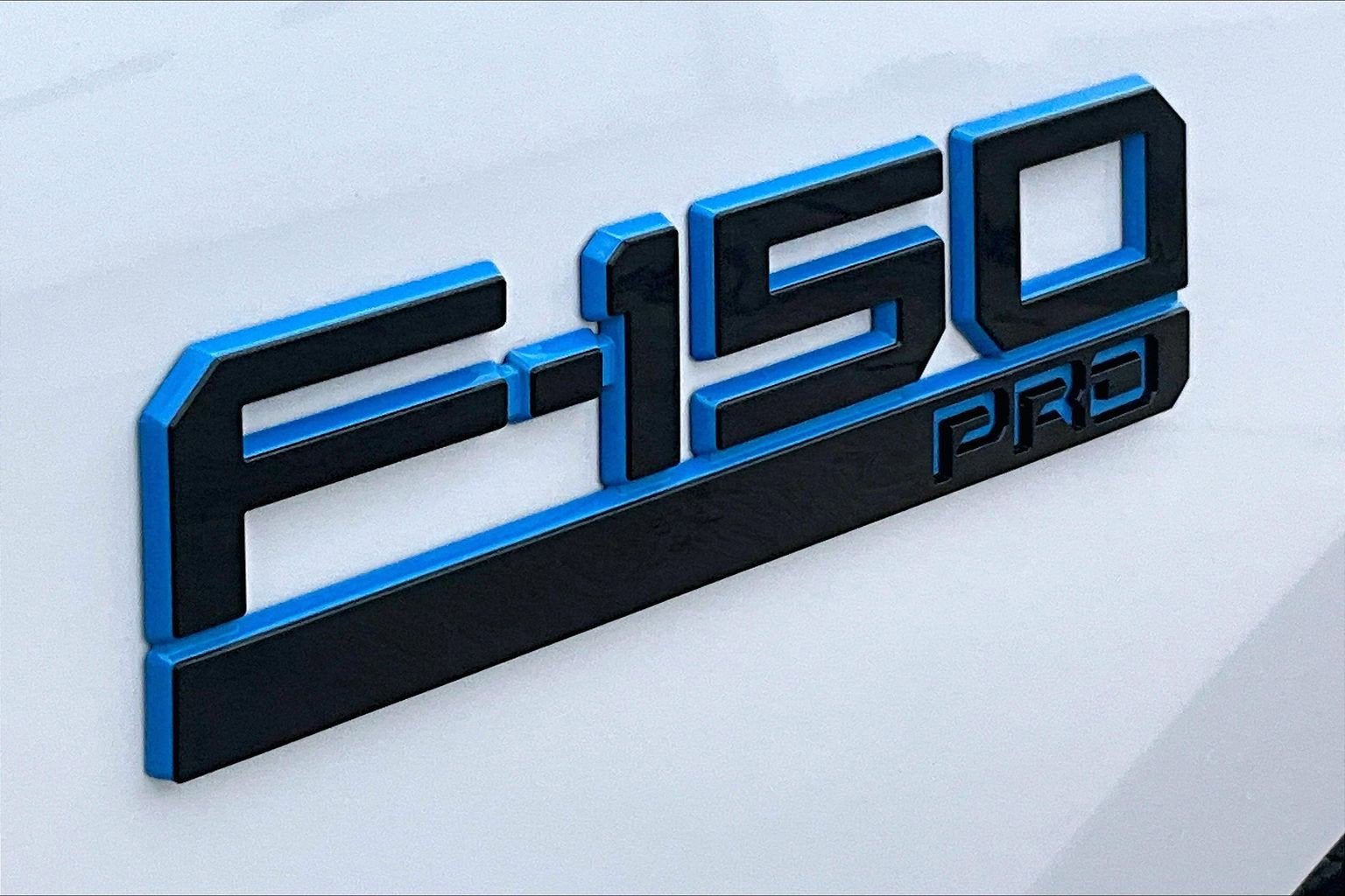 2025 Ford F-150 Lightning Pro EXTENDED RANGE 4WD