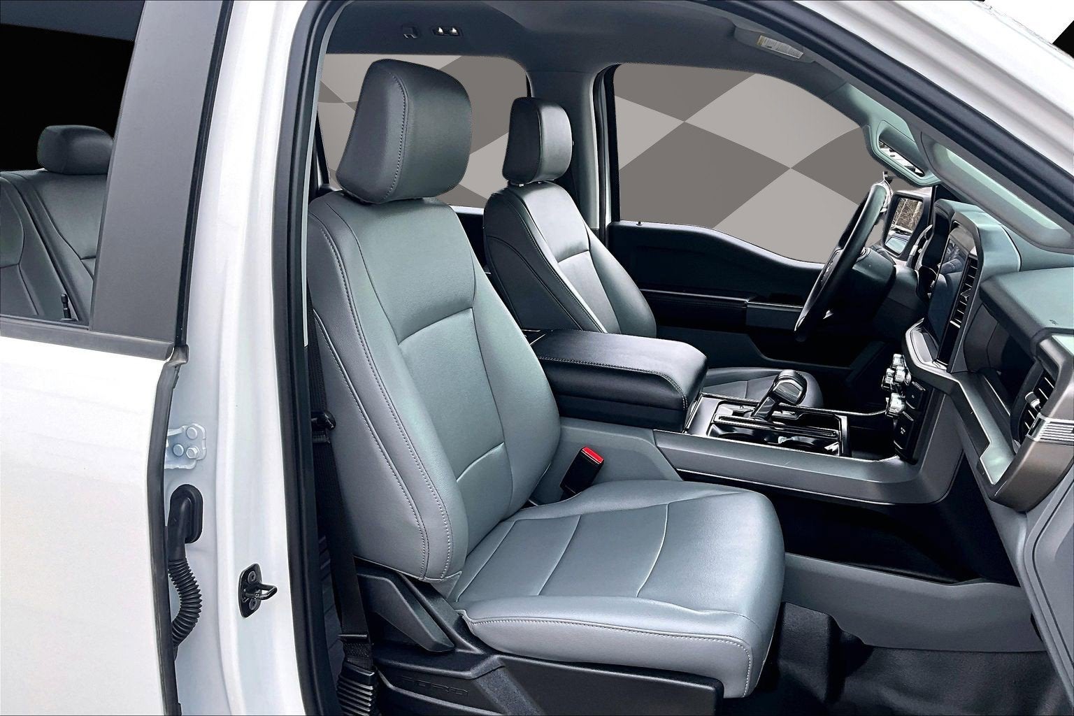 2025 Ford F-150 Lightning Pro EXTENDED RANGE 4WD