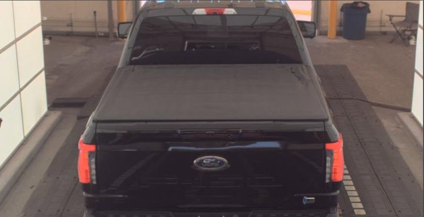 2023 Ford F-150 Lightning XLT LONG RANGE LUX PACKAGE