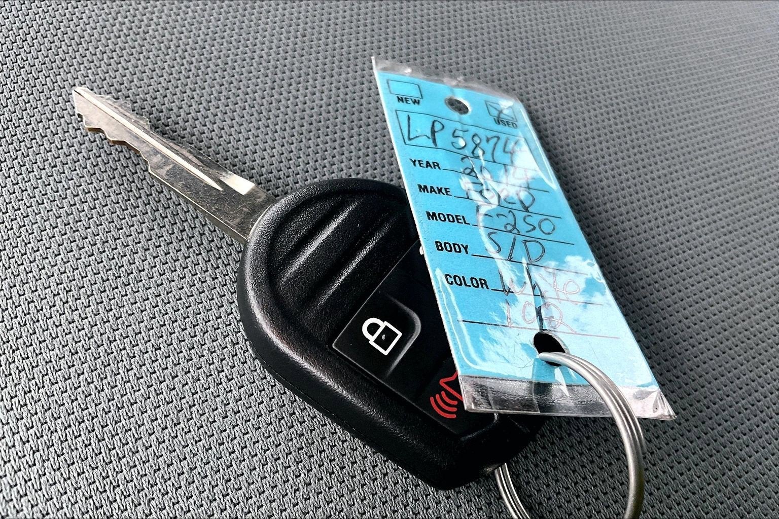 2014 Ford Super Duty F-250 SRW XL