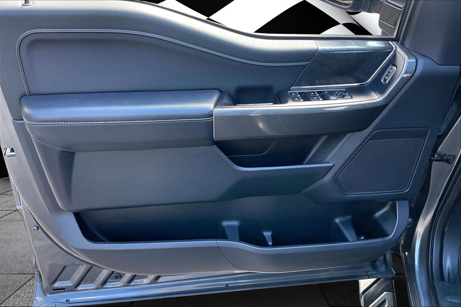 2023 Ford F-150 XLT FX4 SPORT