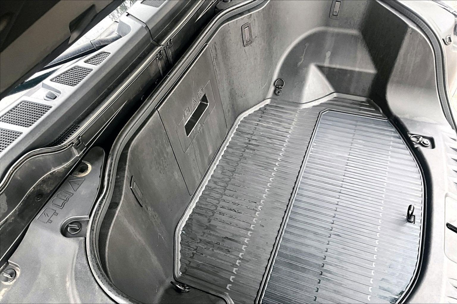 2023 Ford F-150 Lightning LARIAT