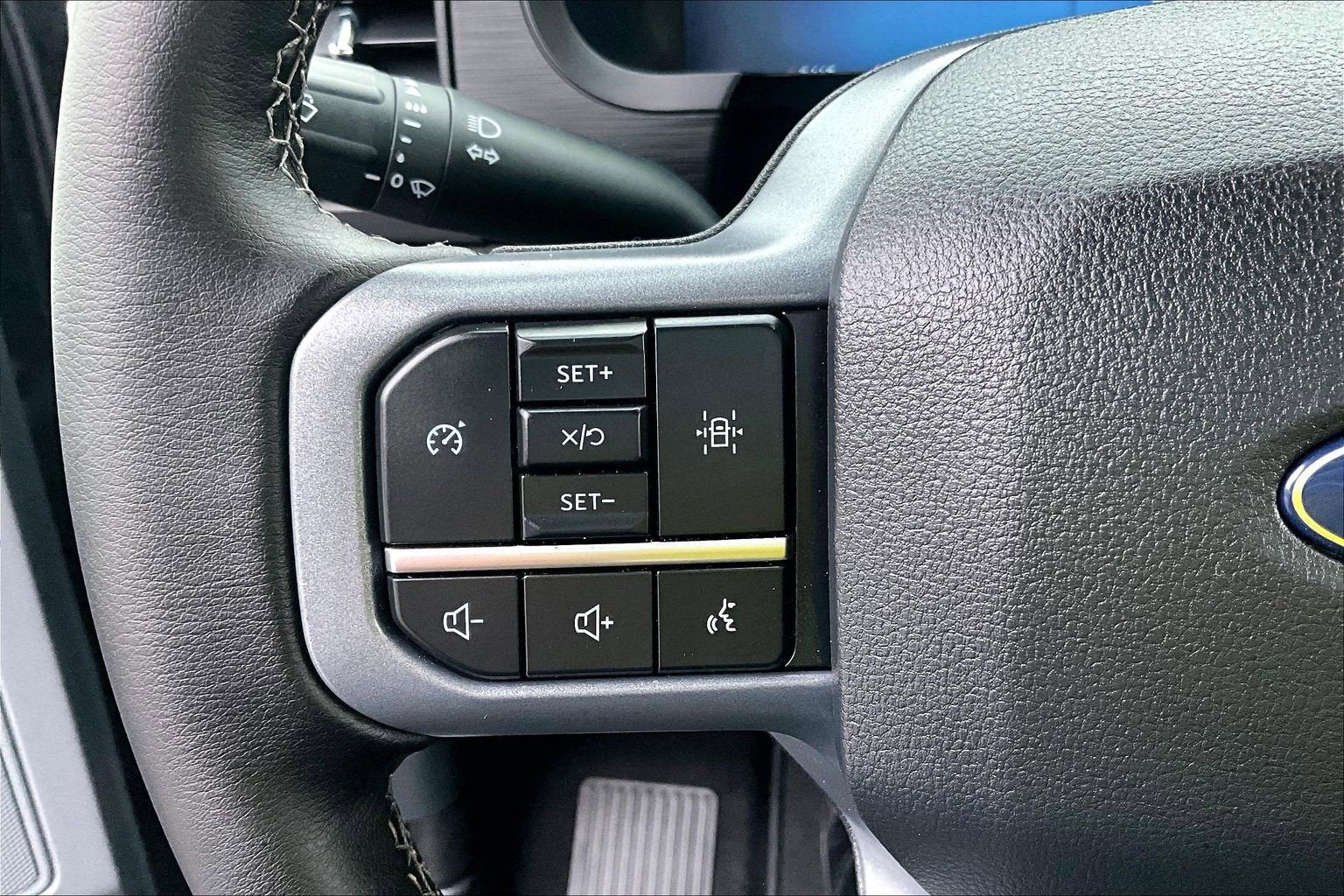 2025 Ford F-150 Lightning XLT PRO POWER