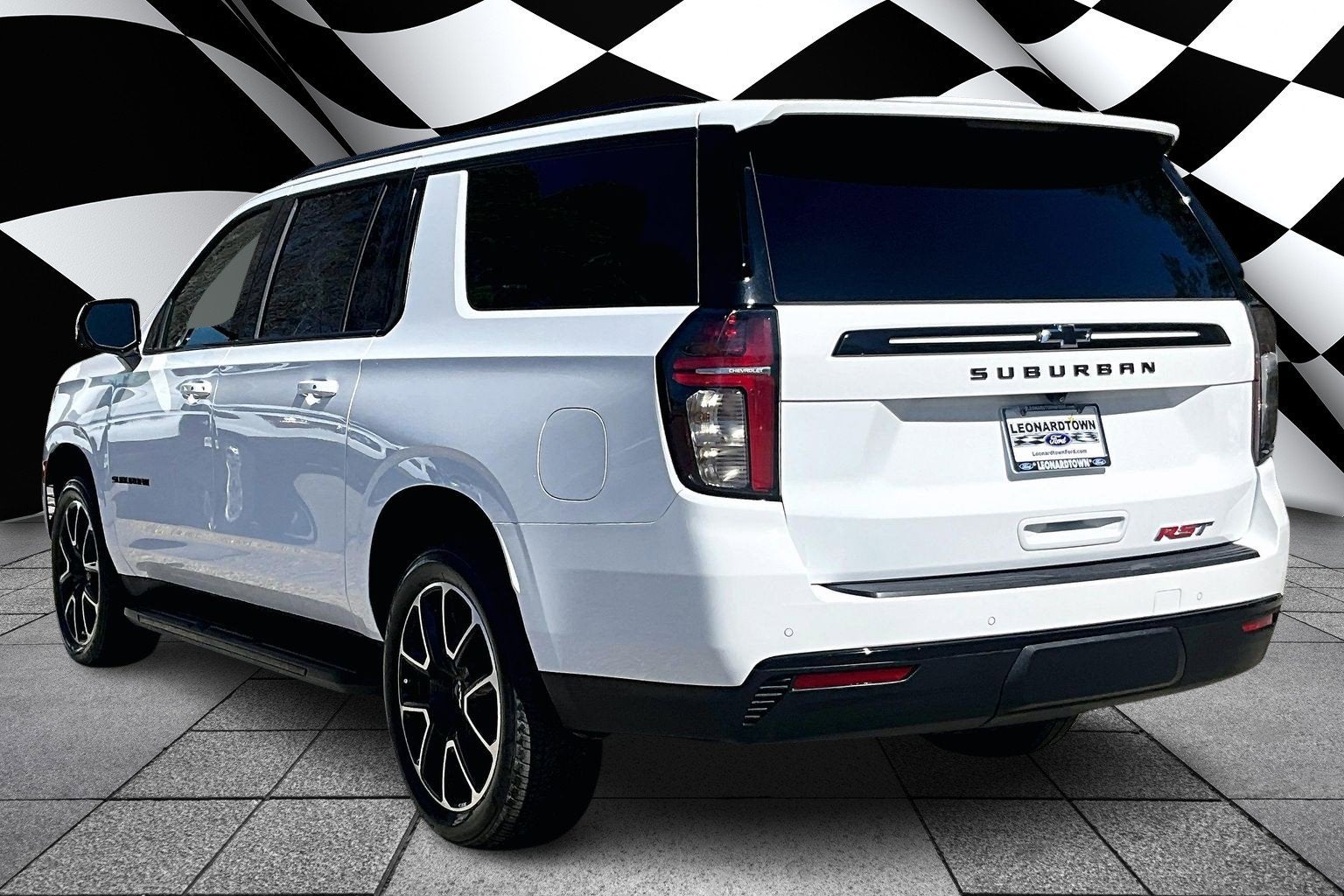 2023 Chevrolet Suburban RST