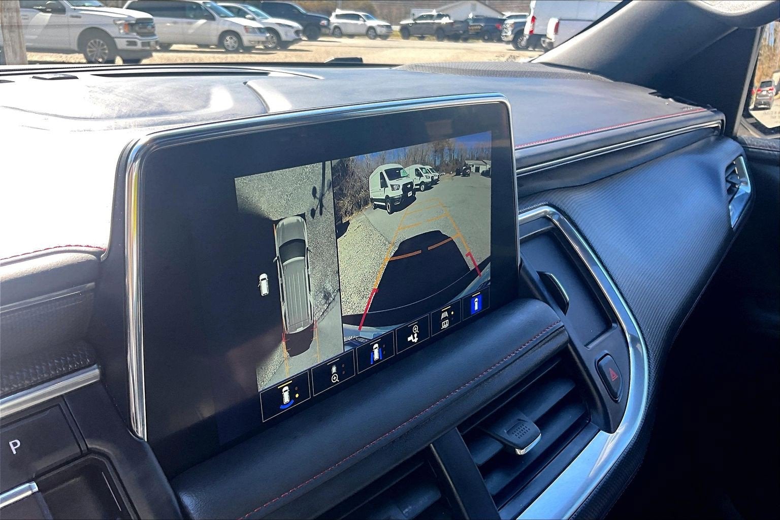 2023 Chevrolet Suburban RST