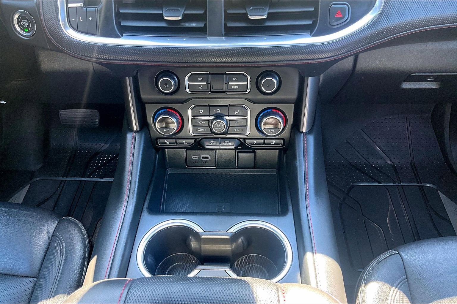 2023 Chevrolet Suburban RST