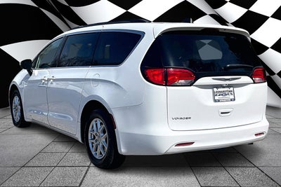 2021 Chrysler Voyager LXI