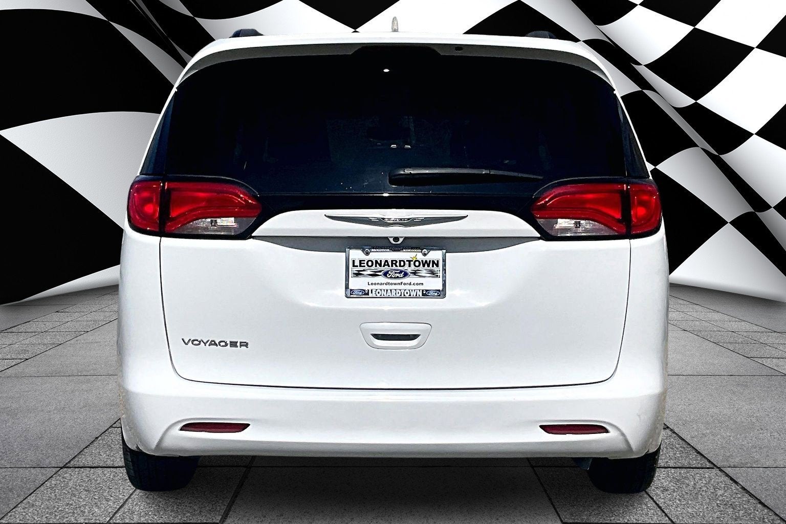 2021 Chrysler Voyager LXI