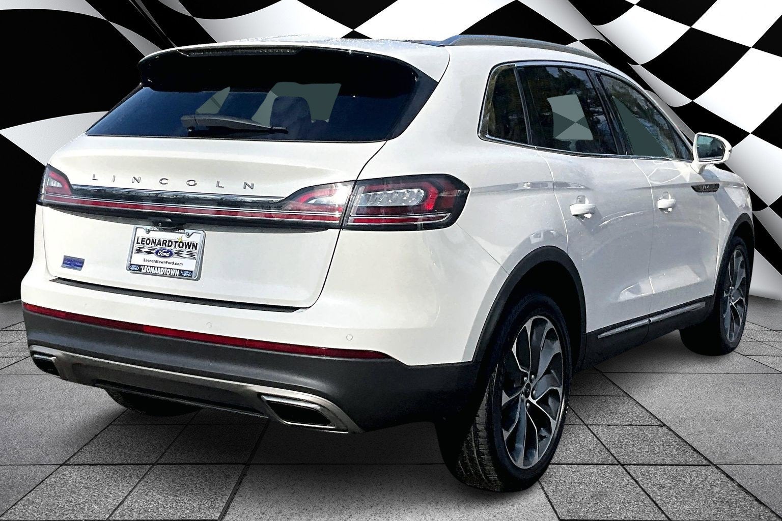 2022 Lincoln Nautilus Reserve