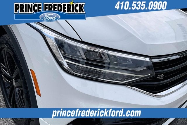 2022 Volkswagen Tiguan SE R-Line Black