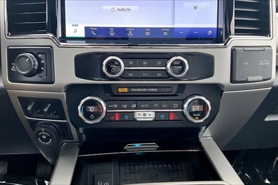 2022 Ford Super Duty F-350 SRW LARIAT