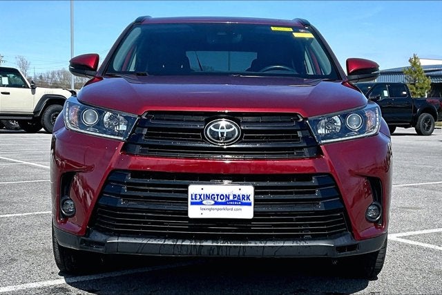 2019 Toyota Highlander SE
