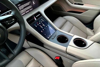 2022 Porsche Taycan Base