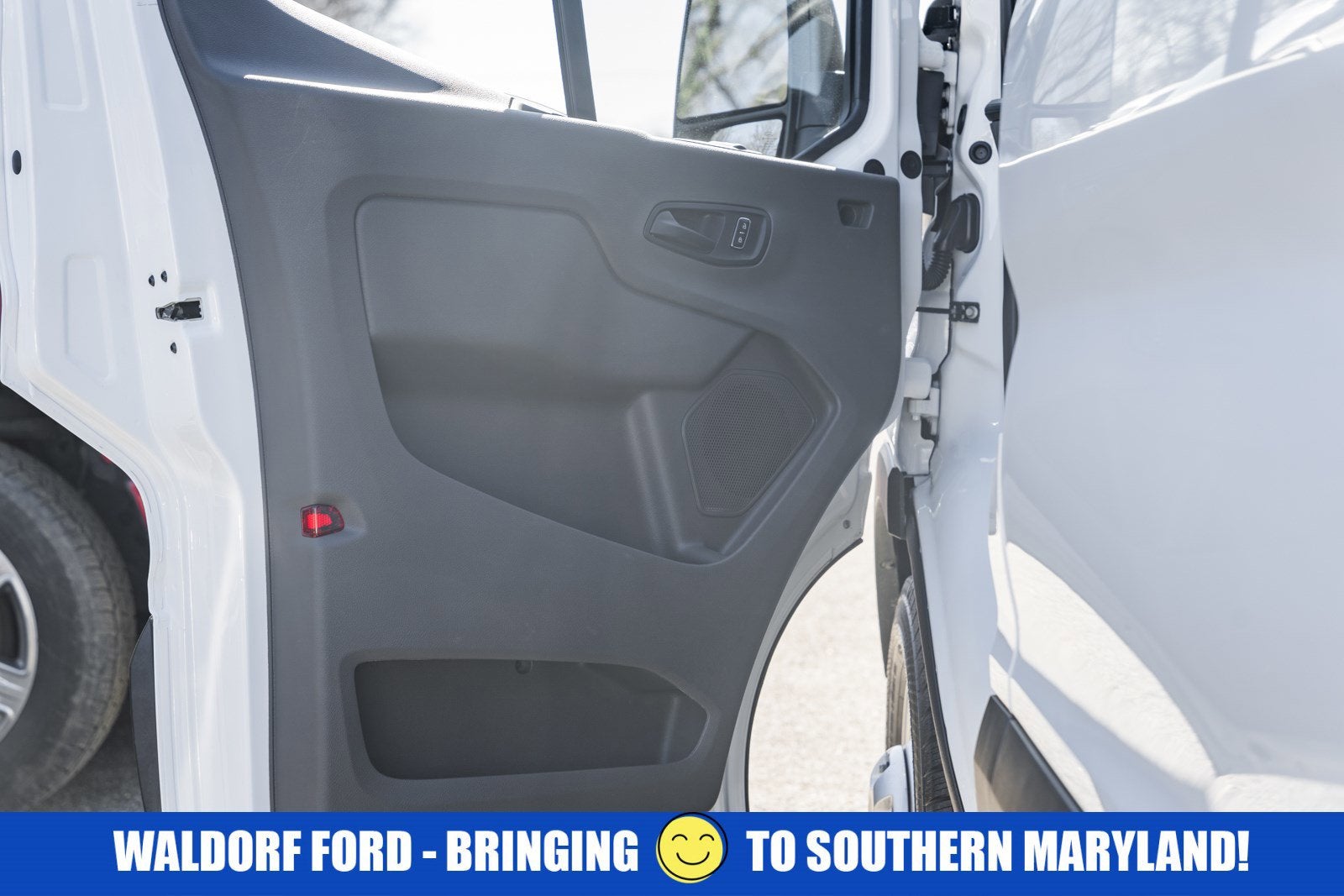 2023 Ford Transit Passenger Wagon 350
