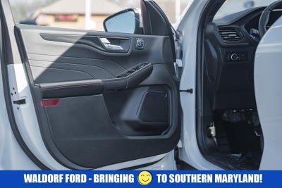 2024 Ford Escape ST-Line Elite