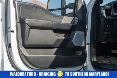 2025 Ford Super Duty F-350 DRW Platinum