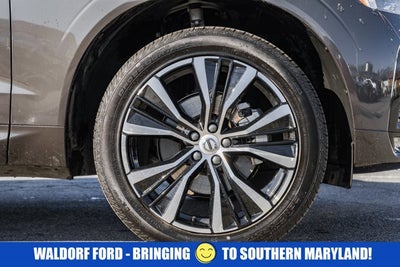 2025 Volvo XC60 Plus