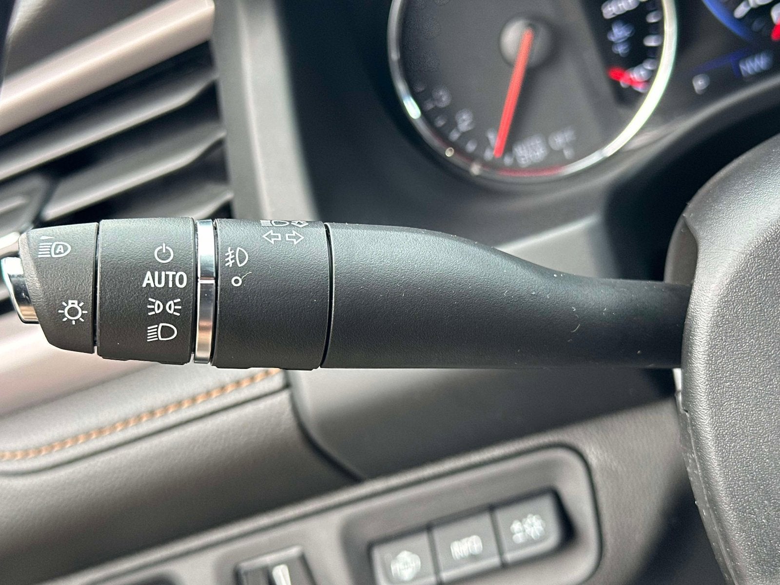 2022 GMC Acadia AT4
