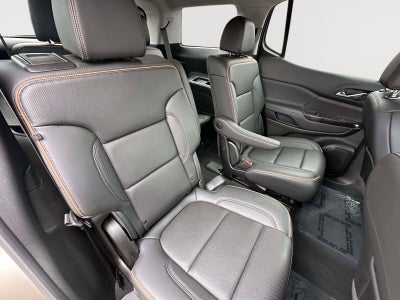 2022 GMC Acadia AT4