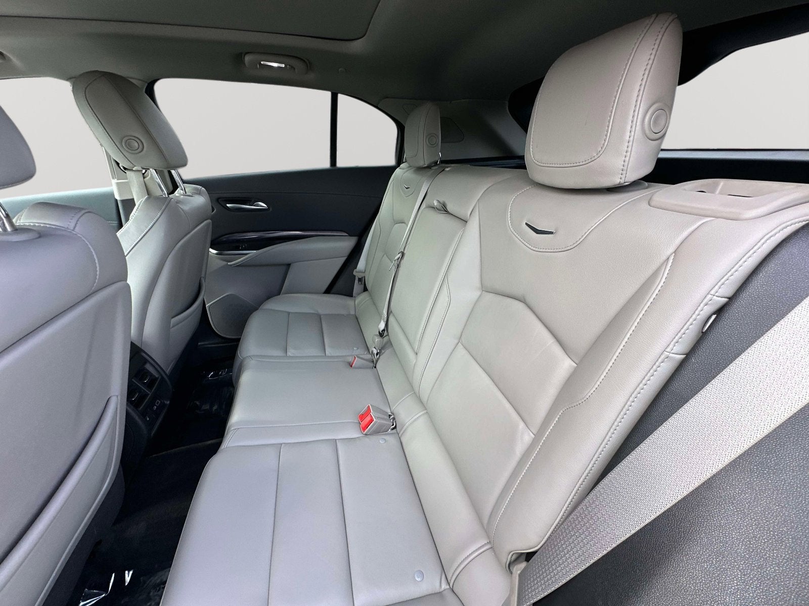 2022 Cadillac XT4 Luxury