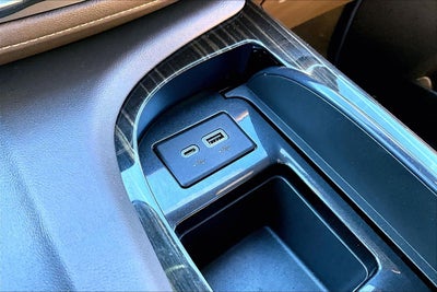 2022 Cadillac Escalade ESV Sport