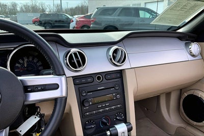 2006 Ford Mustang GT Deluxe