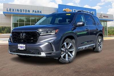 2023 Honda Pilot AWD Elite