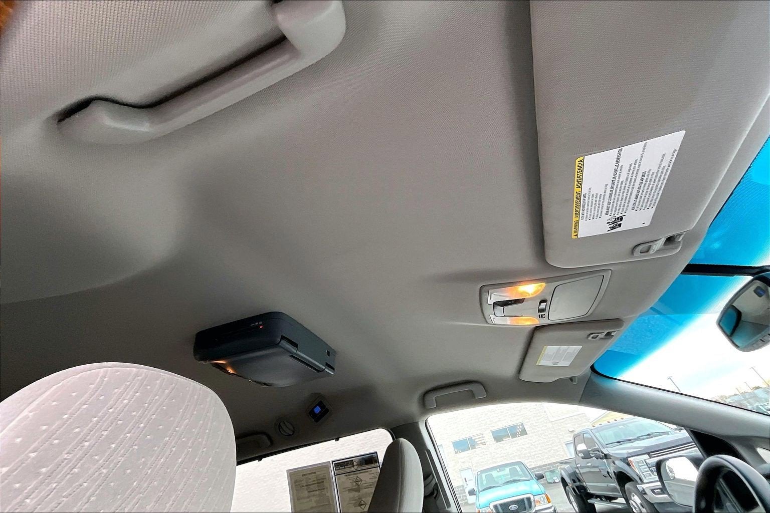 2017 Toyota Sienna LE Auto Access Seat