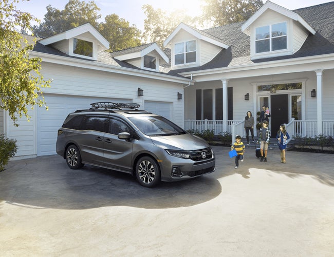 Minivan vs SUV for Families
